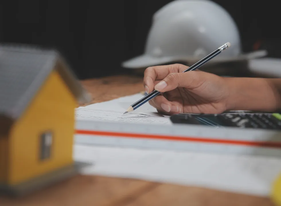 Custom ADU builders in Los Angeles designing backyard space next to main home for new accessory dwelling unit construction